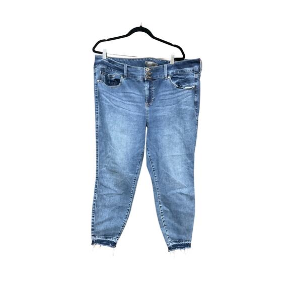 Torrid Jeans Women 22 Short Blue Jegging - Picture 1 of 3